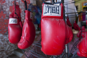 On the arena and style of discourse in Social Psychology.