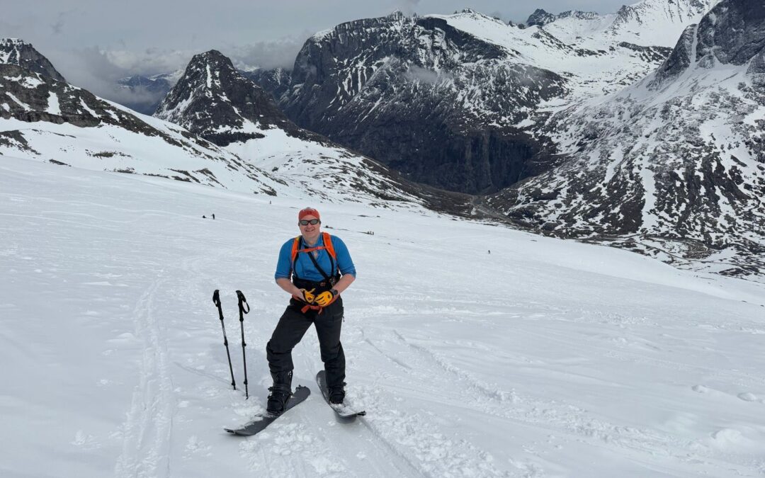 Alnestinden på ski